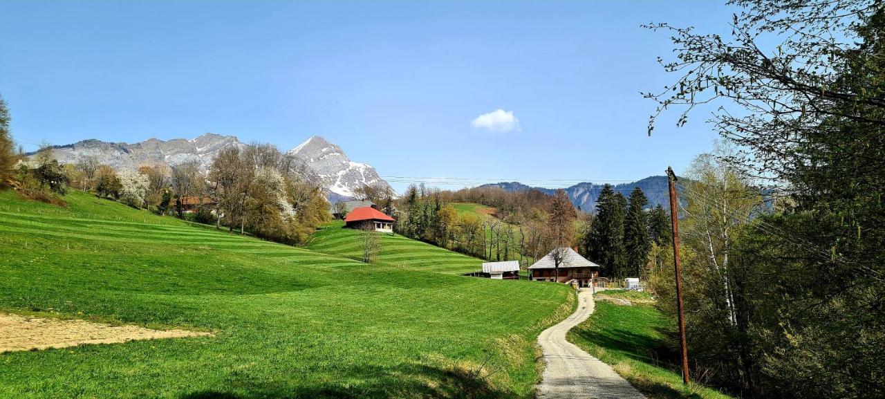 Le Refuge Du Montagnard Bed & Breakfast Marthod Eksteriør bilde